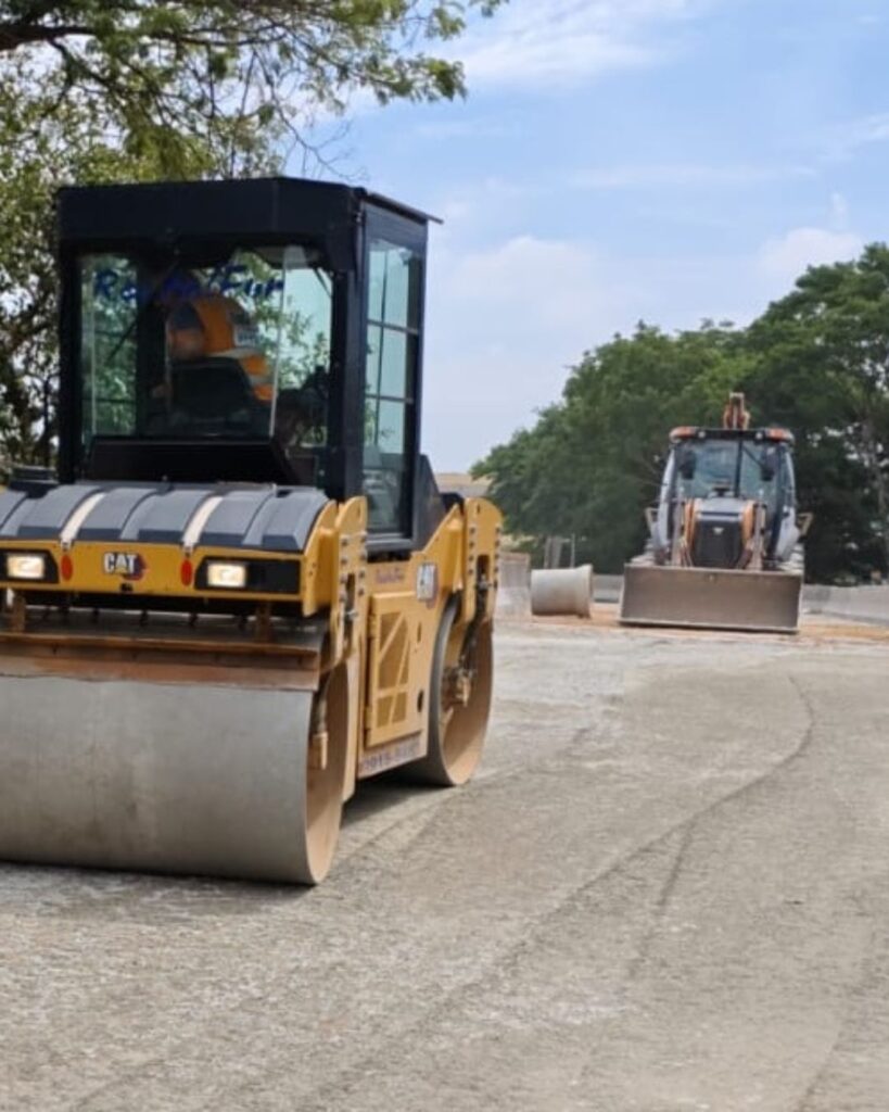 Six Engenharia - Construção civil -Pavimentação - Infraestrutura - Terraplanagem
