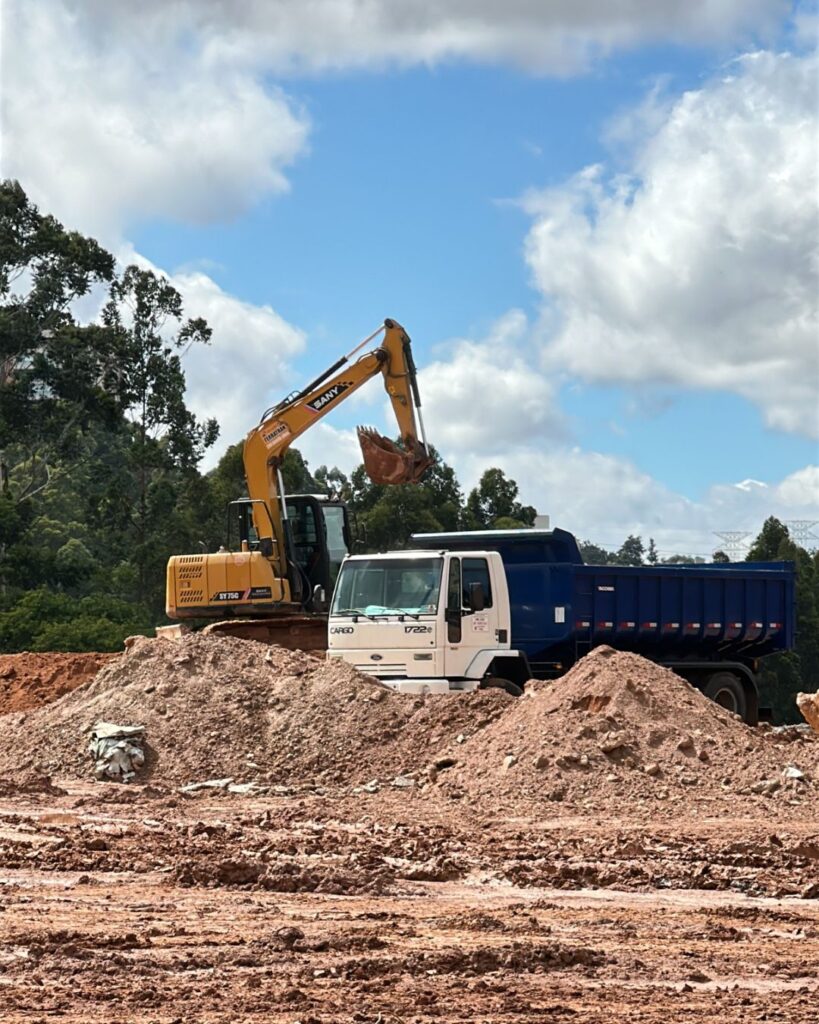 Six Engenharia - Construção civil -Pavimentação - Infraestrutura - Terraplanagem