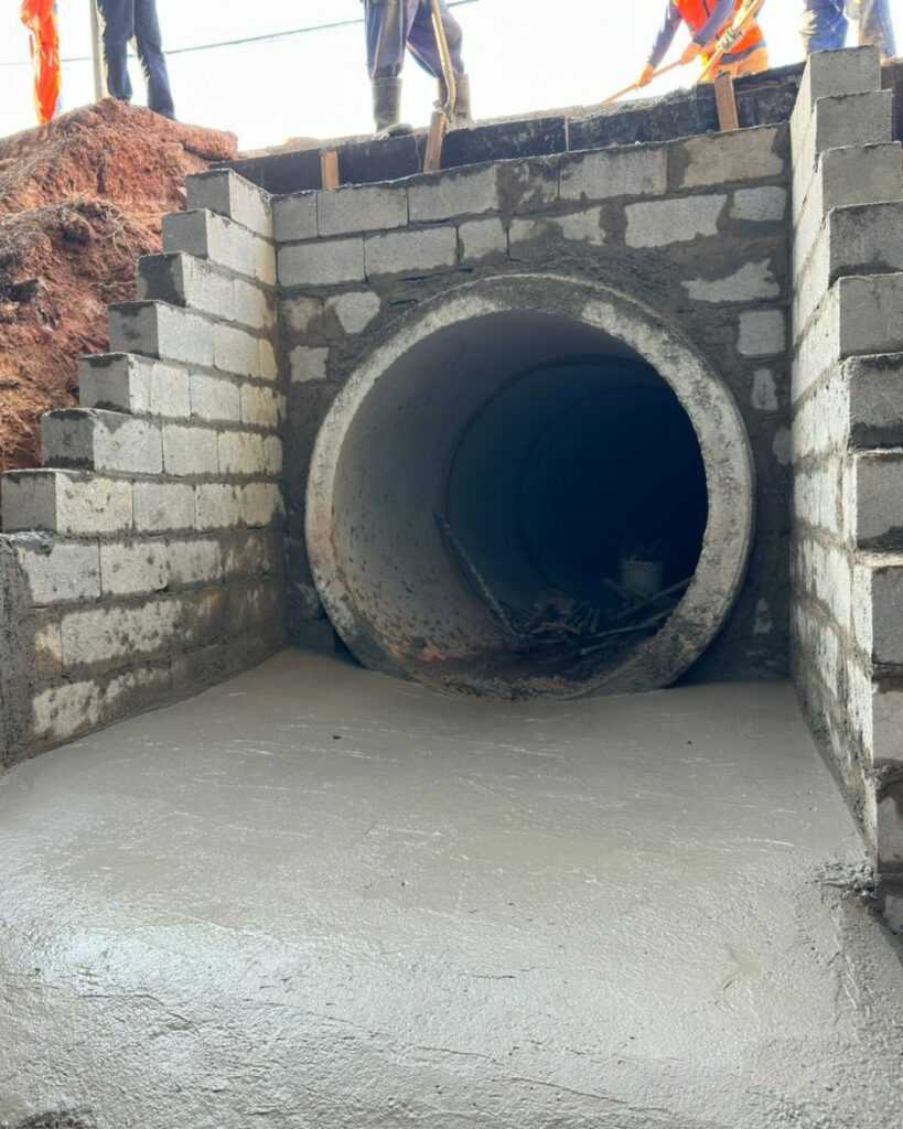 Six Engenharia - Construção civil -Pavimentação - Infraestrutura - Terraplanagem